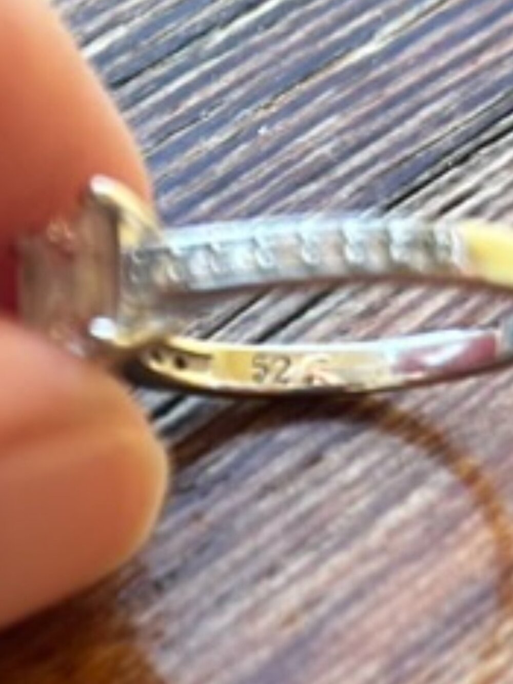 Pandora Solitaire Ring Size 5.5-6, Size 52 - Picture 3 of 4
